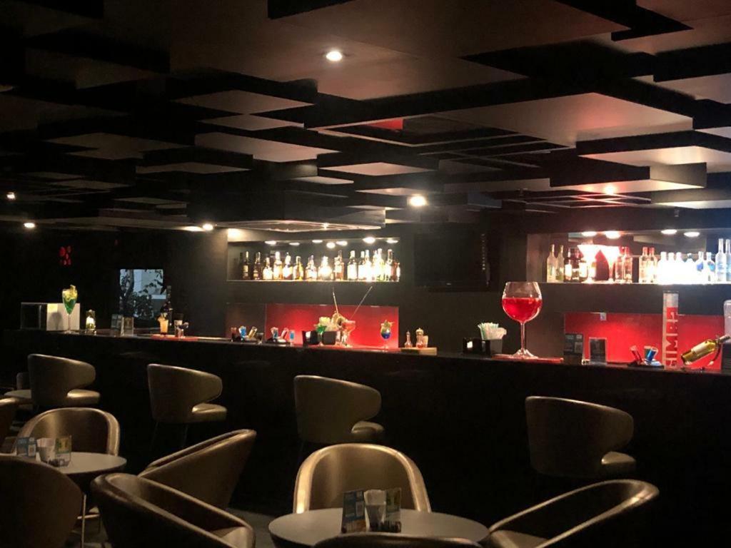 Dhanbād Cocoon Luxury Business Hotel מראה חיצוני תמונה