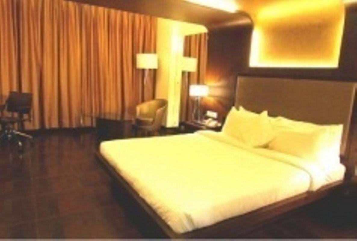 Dhanbād Cocoon Luxury Business Hotel מראה חיצוני תמונה